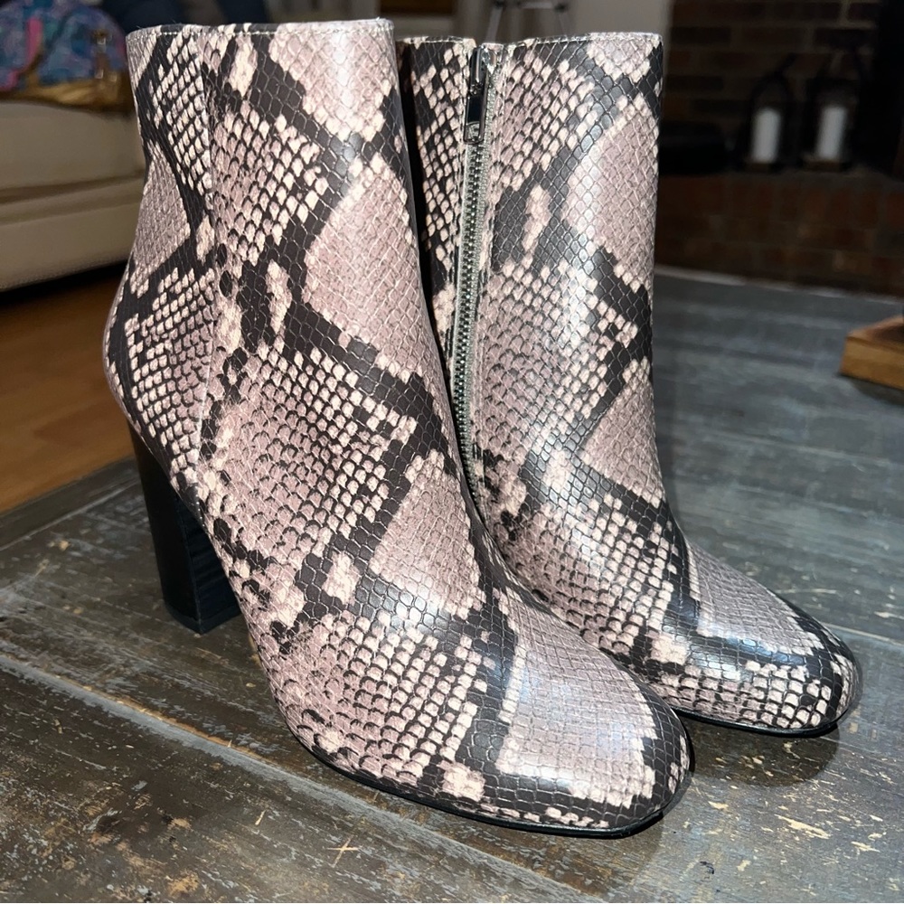 Steve Madden Snakeskin Ankle boots